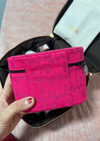 Dior Miss Dior Fermuarlı Pembe Kadın Makyaj Çantası