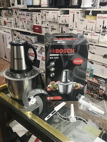 3 litre çelik kasa mutfak robotu?