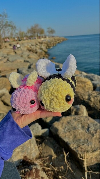 Amigurumi arı peluş