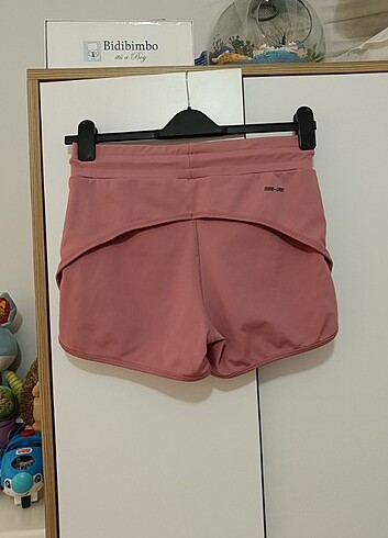 Nike Şort sporcu şortu fit Nike mini şort