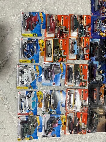 Beden Renk Hot wheels ve Matchbox koleksiyonu bozdum satıyorum