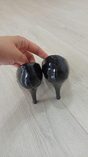 37 Beden siyah Renk Siyah rugan stiletto