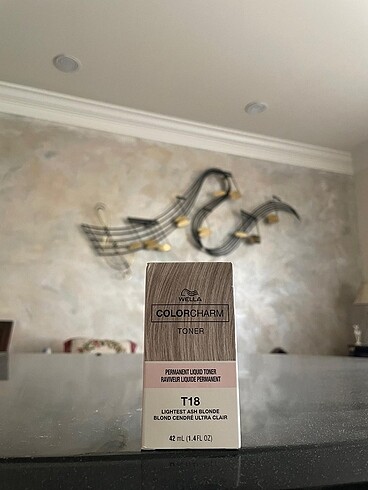 Wella Toner T18