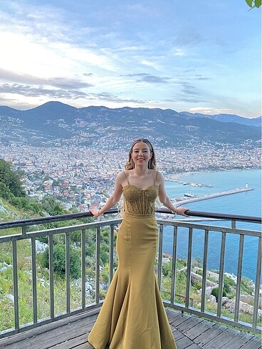 Yağ yeşili abiye