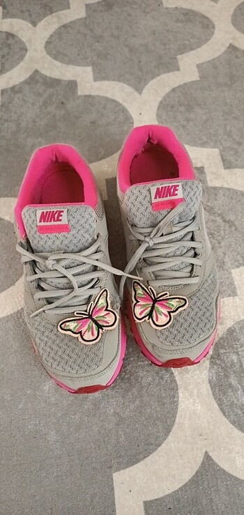 Nike spor ayakkabı 