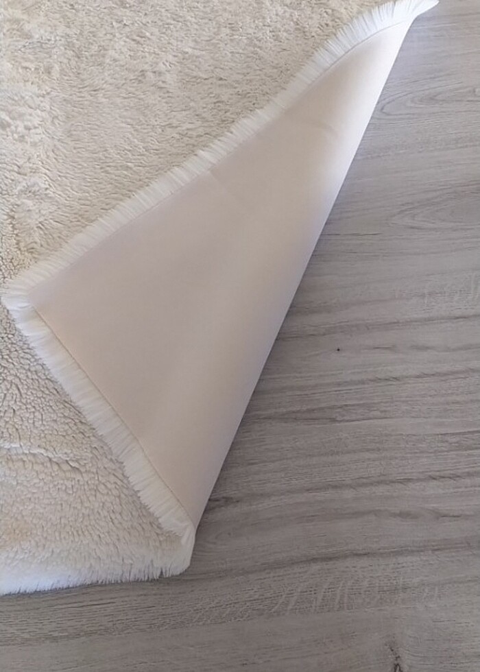 Tavşan tüyü halı  - Görsel 3