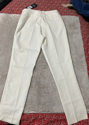 Beyaz Kumaş Kadın Pantolon - Görsel 3