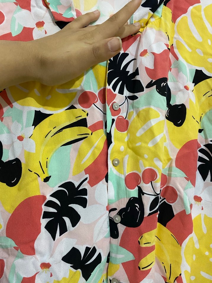 Renkli Baskılı Pop Kültür Kadın Gömlek - Görsel 3