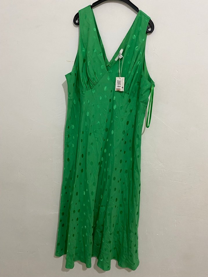 Yeşil Uzun V Yaka Kolsuz Elbise - Görsel 4