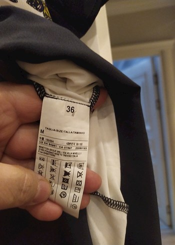 36 Beden beyaz Renk Kelebek Desenli V Yaka Midi Elbise