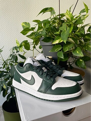 Nike air jordan 1 low