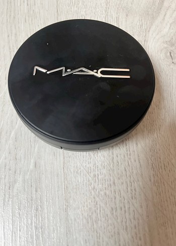 MAC Studio Fix Pudra Fondöten - Koyu Bej - Görsel 2