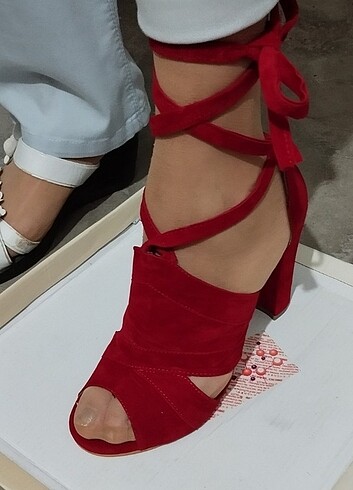 Zara Zara kırmızı ayakkabı
