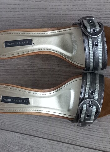 Charles&Keith Parlak abiye terlik
