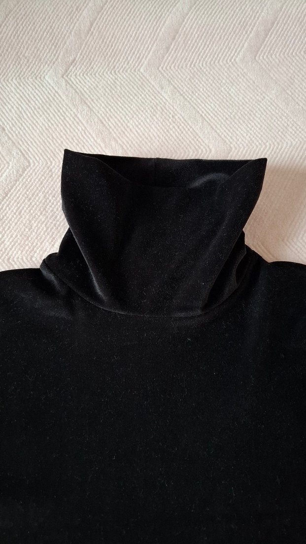 Siyah Balıkçı Yaka Kısa Kollu Bluz - Görsel 3