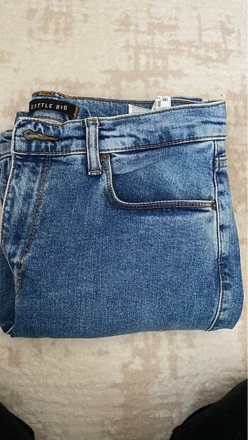 JEAN????????