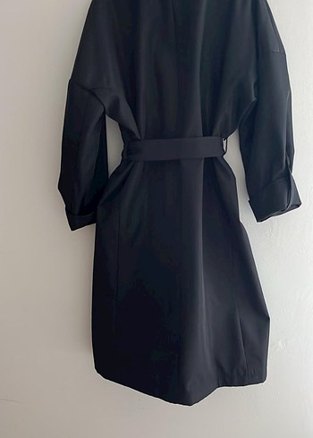 Siyah Kuşaklı Uzun Kadın Trençkot - Görsel 3