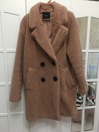 Bershka mont