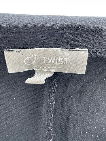 42 Beden çeşitli Renk Twist Düz Kesim %70 İndirimli.