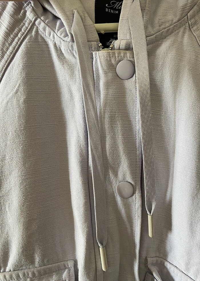 Mavi marka lila rengi kapişonlu kot ceket - Görsel 3