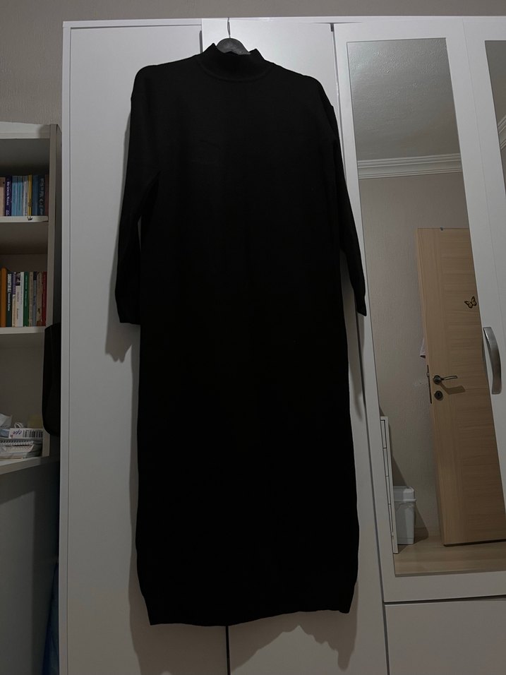 Siyah Triko Elbise - Görsel 4