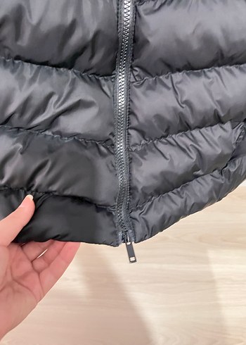 Siyah Kapüşonlu Kadın Şişme Yelek Mont - Görsel 5