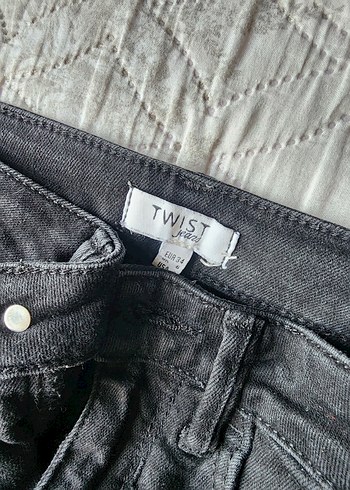 Düğmeli Siyah Kadın Pantolon - Görsel 2