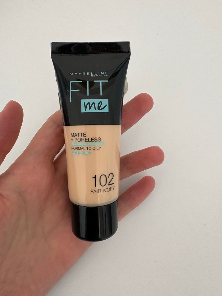 Maybelline Fit Me Matte + Poreless Fondöten 102 Fair Ivory - Görsel 3