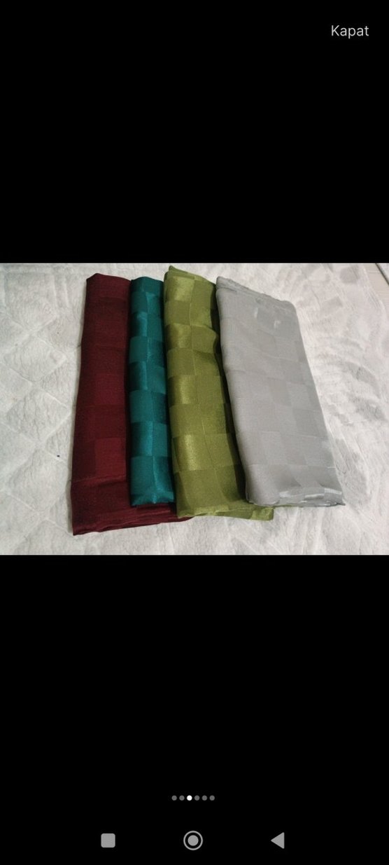 Gri Kadın Fermuarlı Modern Saten Şal - Görsel 4