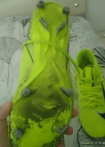 Nike orjinal yeşil krampon spor ayakkabi - Görsel 2