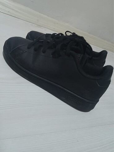 Adidas ayakkabı