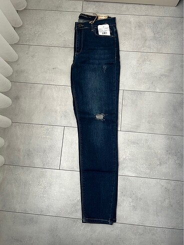 LC Waikiki LCW skinny jeans