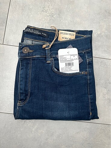 LCW skinny jeans
