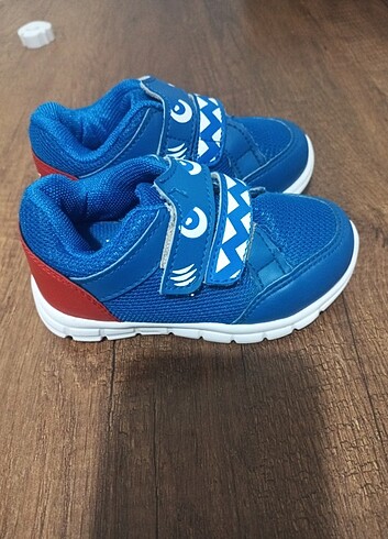 23 Beden Erkek bebek Spor ayakkabı 