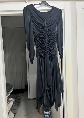 Vintage 
Siyah Uzun Kollu Drapeli Gotik Abiye Elbise - Görsel 6