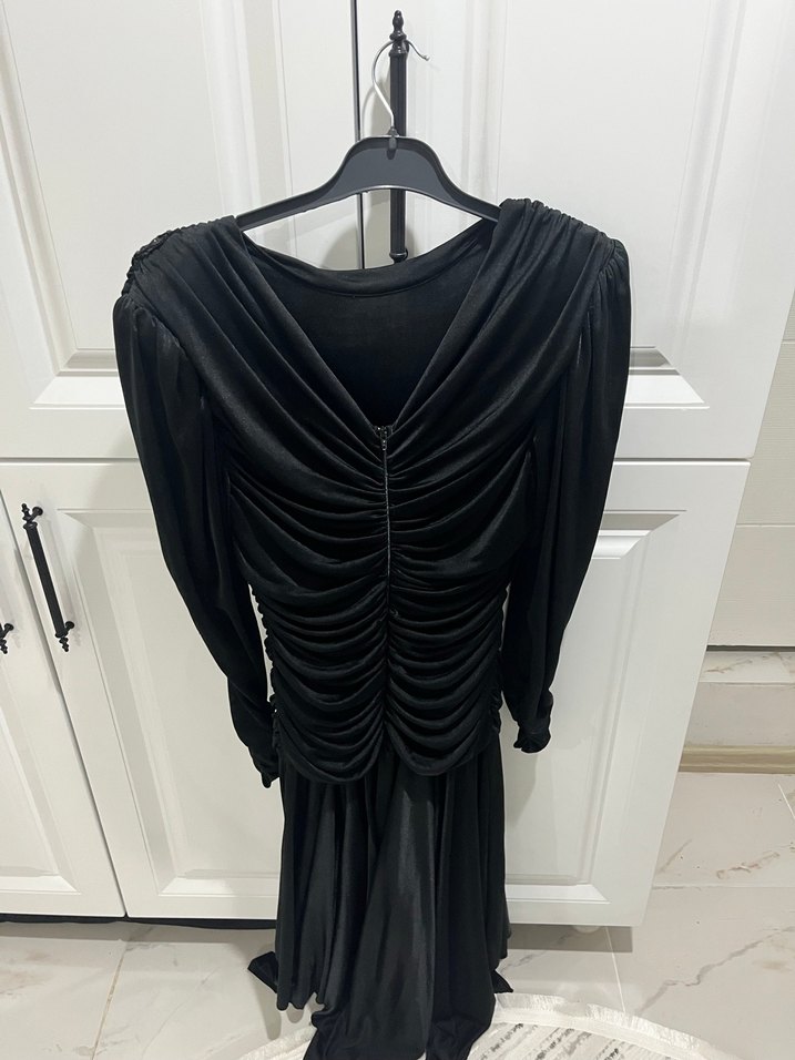 Vintage 
Siyah Uzun Kollu Drapeli Gotik Abiye Elbise - Görsel 2