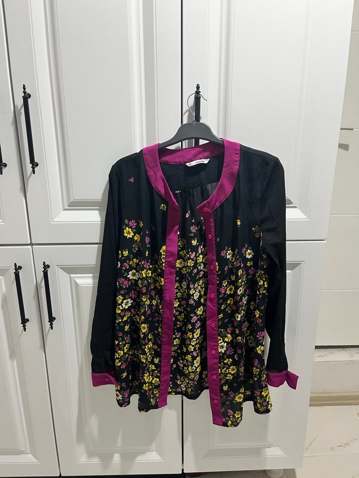 Mor Çiçek Desenli Bohem Kadın Bluz - Görsel 2