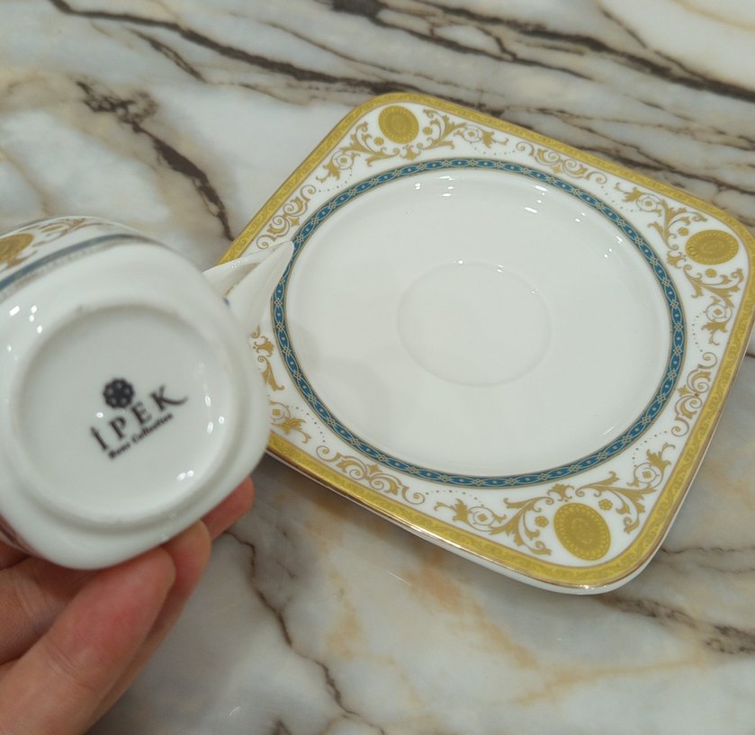 Gold detaylı beyaz fincan takımı - Görsel 3