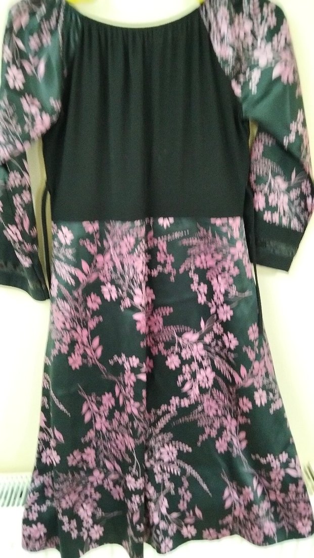 Uzun Mor Desenli Kadın Elbise - Görsel 2