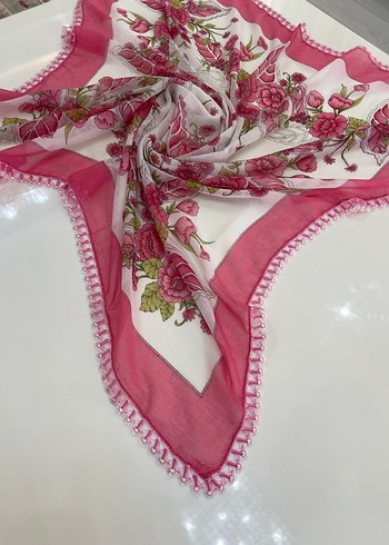 Dantel Detaylı Pembe Kadın Fular