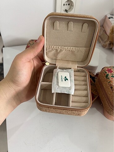 Diğer Takı kutusu