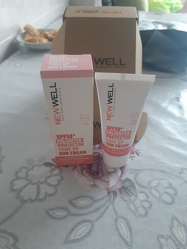 Ton eşitleyici güneş kremi