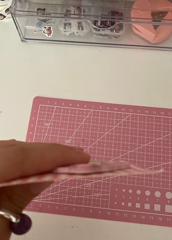 Pembe çıkartma - Görsel 2