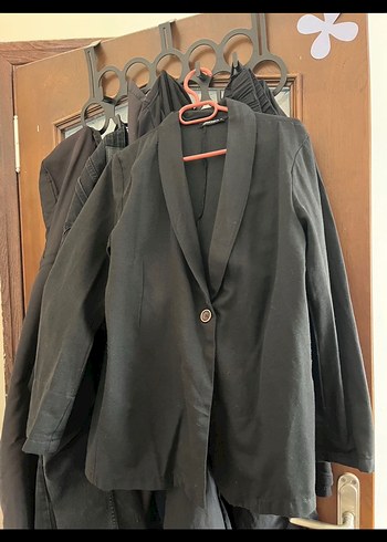 Siyah Düğmeli Midi Blazer - Görsel 5