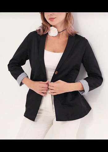 Siyah Düğmeli Midi Blazer - Görsel 4