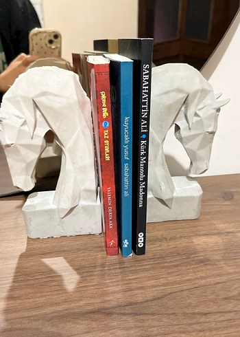 At Figürlü Kitap Tutucu Seti - Görsel 2