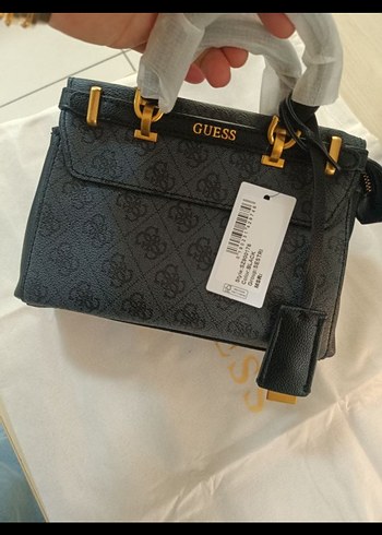 Guess Guess Siyah Baskılı Kadın Çanta