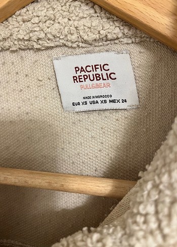 Pull and Bear Düğmeli Bej Midi Kadın Polar Kaban
