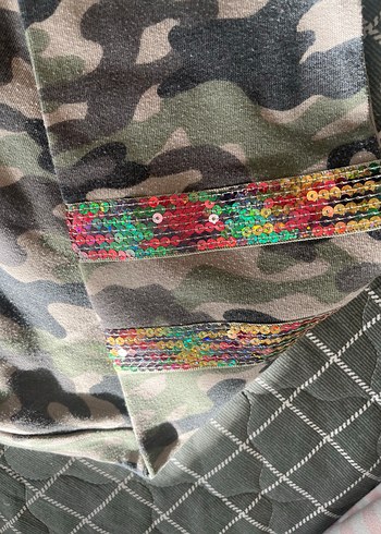 Kapüşonlu Kamuflaj Desenli - Görsel 2