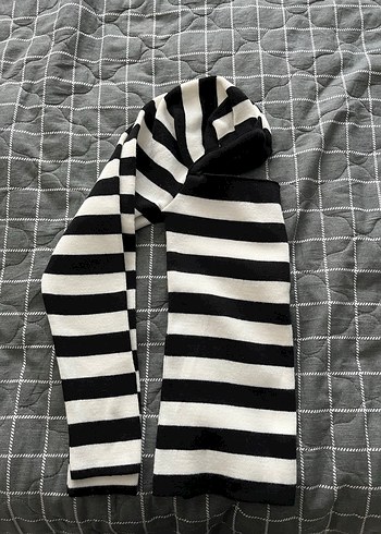 Siyah Beyaz Çizgili Kadın Triko Bluz - Görsel 4